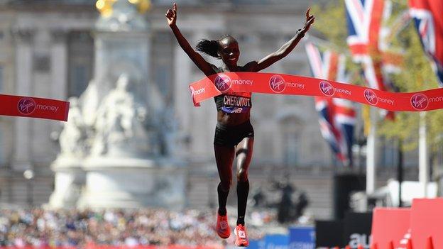 8 Incredible People Who Just Ran the London Marathon 2018