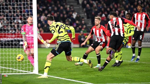 Kai Havertz heads in the winner