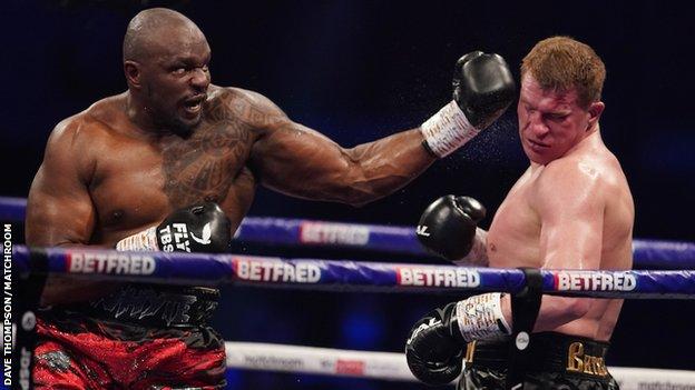 A heavy left hook ended the contest in round four and gave Whyte his 28th win in 30 fights