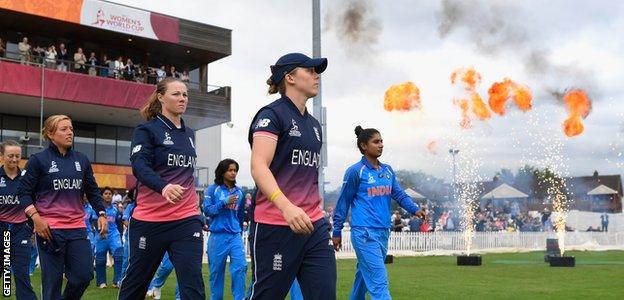 England take on India at Derbyshire in the 2017 Women's Cricket World Cup