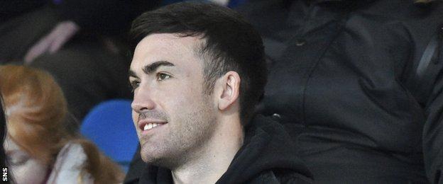 Hibernian signing Stevie Mallan