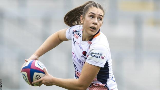 Holly Aitchison in action for Saracens Women