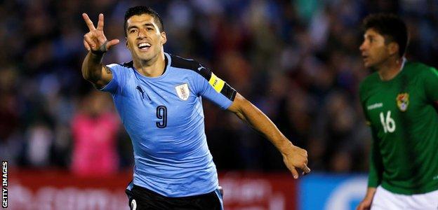 Bolivia's The Strongest soccer team player Roger Suarez , top