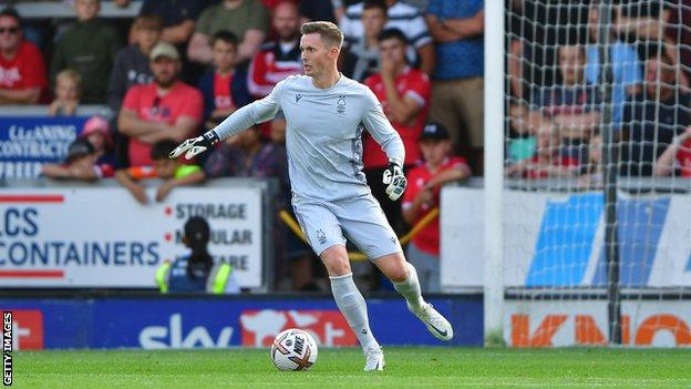 Dean Henderson: On-loan Forest goalkeeper calls Man Utd treatment 'criminal' - BBC Sport