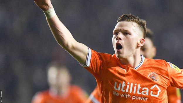 Blackpool ended a run of three consecutive defeats with their draw against Huddersfield Town