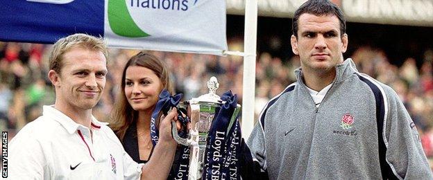 Matt Dawson and Martin Johnson are presented with the 2001 Six Nations