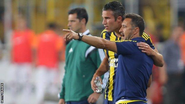 Robin Van Persie has been used a substitute in recent weeks by Vitor Pereira