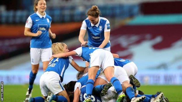 Los jugadores del Birmingham City celebran