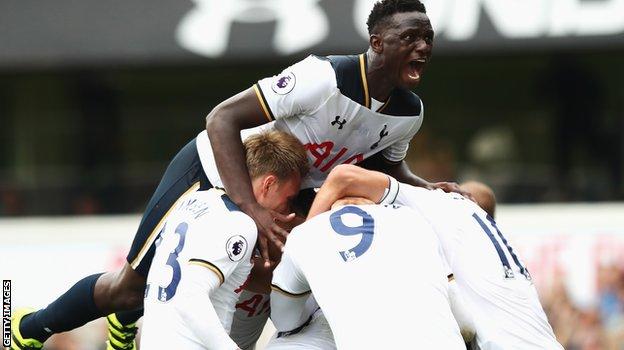Tottenham celebrate Danny Rose's equaliser in their draw with Liverpool