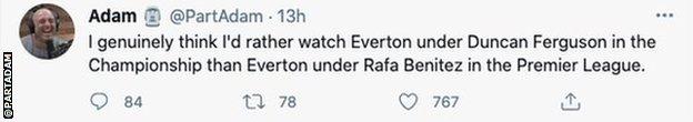 Infeliz tweet de Adam sobre la incorporación de Rafael Benítez al Everton.