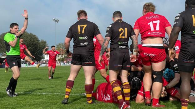 Jersey Reds win RFU Championship title after 43 15 win over