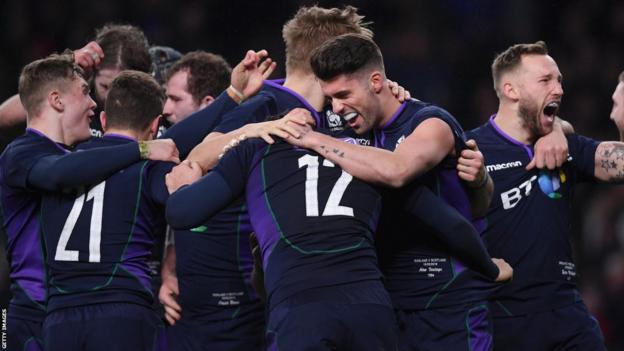 Scotland players celebrate after Sam Johnson's try gave them the lead in the 2019 Calcutta Cup