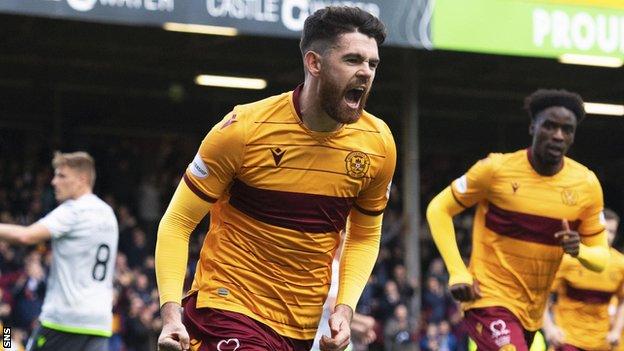Liam Donnelly Motherwell Revelation Earns Contract Extension Bbc Sport