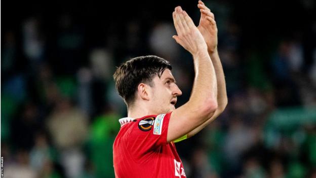 Harry Maguire applauds Manchester United's supporters