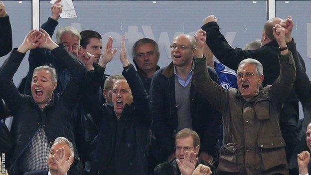 Chelsea manager Jose Mourinho (centre) watched on as his side suffer a defeat at West Ham