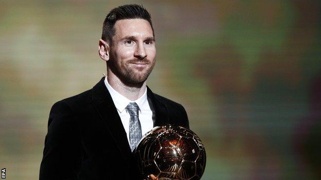 Lionel Messi: Barcelona forward wins Ballon d'Or for record sixth time - BBC  Sport