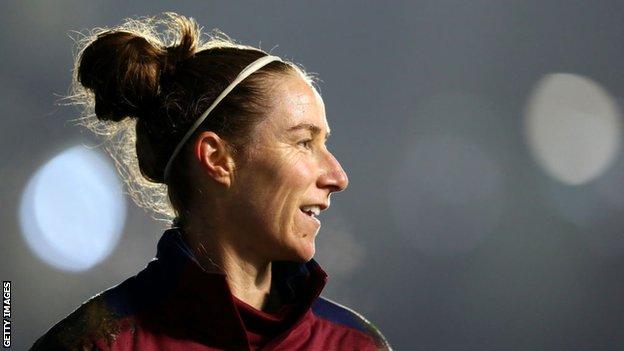 Karen Bardsley announces her retirement