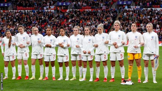 The England players link arms in solidarity with players in the NWSL prior to the Women's World Cup 2023 Qualifier against Northern Ireland at Wembley