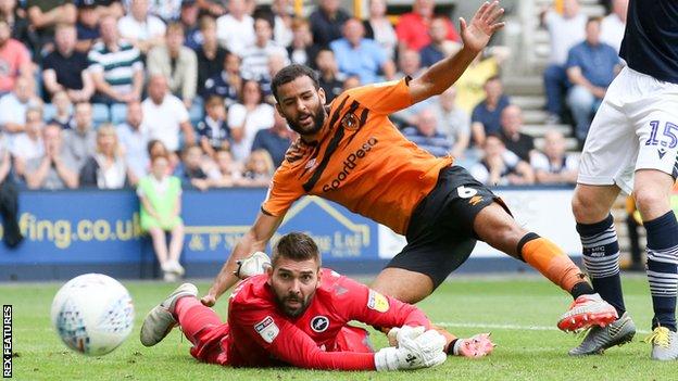 Millwall 1-1 Cardiff City: Harris takes a point on Den return - BBC Sport