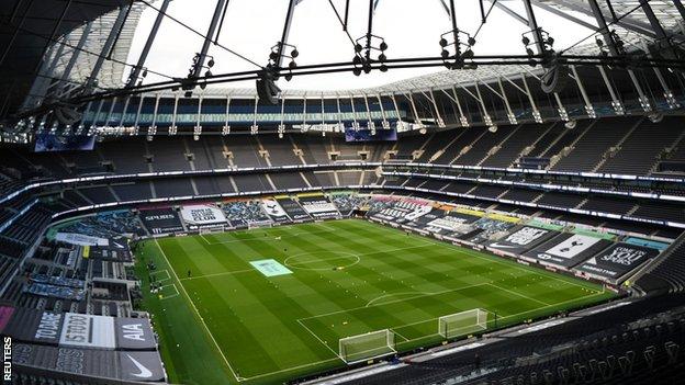 Une Vue Générale Du Stade Tottenham Hotspur