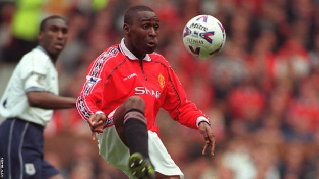 Manchester United striker Andy Cole in action against Tottenham