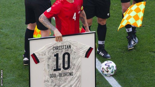 Christian Eriksen England shirt presented to Denmark by former