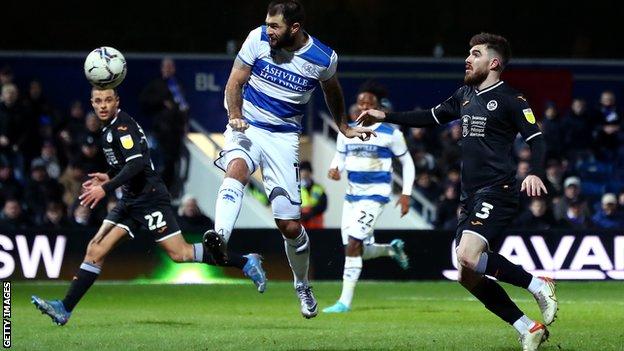 Charlie Austin saw a point-blank header saved by Ben Hamer, although the offside flag went up anyway