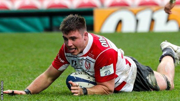 Jake Polledri scores a try for Gloucester