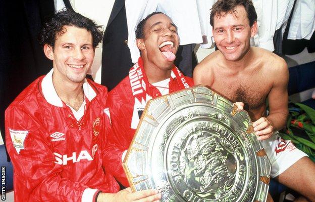 Giggs, Paul Ince and Bryan Robson celebrate after winning the 1993 Charity Shield at Wembley