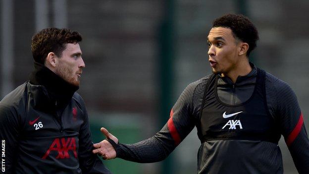 Andy Robertson Et Trent Alexander-Arnold