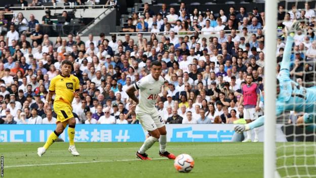 Kulusevski's late late show steals Tottenham win over Sheffield