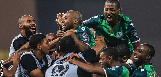 Comoros celebrate beating Ghana