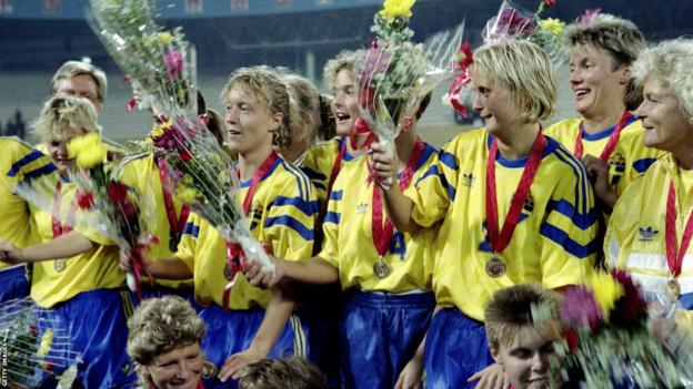 La selección sueca celebra su tercer puesto en el Mundial de 1991