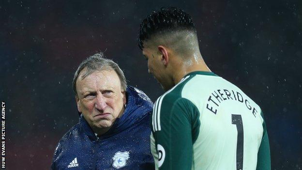 Neil Warnock and Neil Etheridge in conversation after Cardiff City's 3-2 defeat to Watford