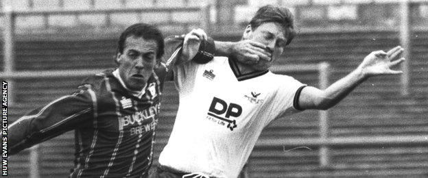 Alan Curtis (left)in action for Cardiff against Swansea in 1987