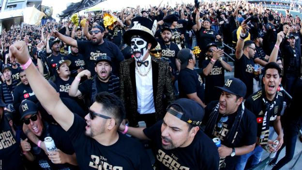 Los Angeles FC fans show their support prior to the MLS match between Los Angeles FC and the Los Angeles Galaxy at StubHub Center on August 24, 2018 in Carson, California. (Photo by Victor Decolongon/Getty Images)