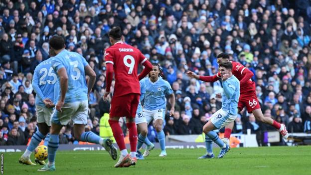 Trent Alexander-Arnold scores for Liverpool against Manchester City
