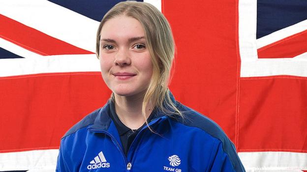 Ellie Soutter: British snowboarder dies on 18th birthday ... - 624 x 350 jpeg 27kB