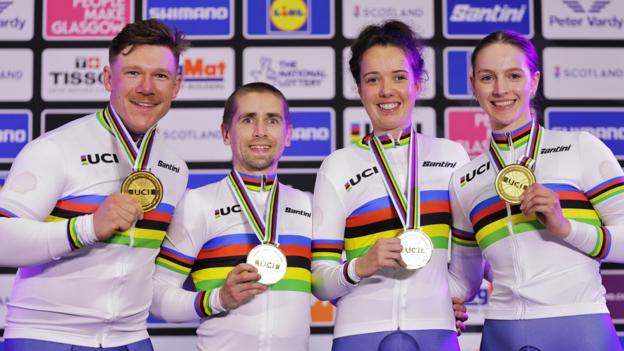 GB riders Matt Rotherham, Neil Fachie, Lizzi Jordan and Amy Cole celebrate their World Championship gold medals