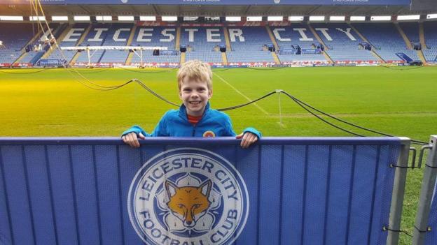 Leicester City 'roll out red carpet' for grieving boy aged nine - BBC Sport