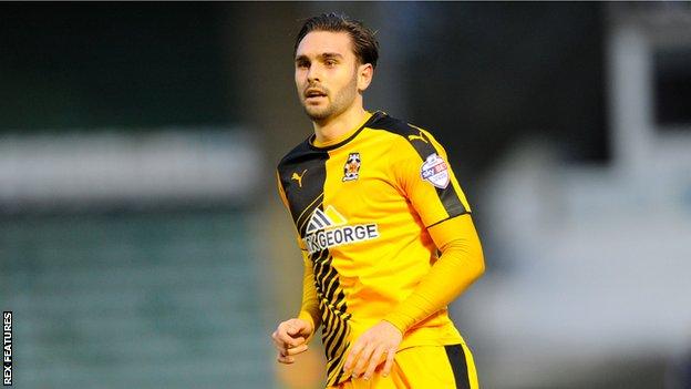 Greg Taylor: Cambridge United defender out for season - BBC Sport