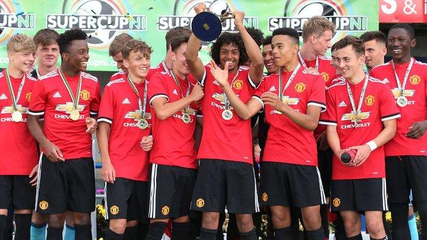 Super Cup NI: Phil Neville set to attend opening game - BBC Sport