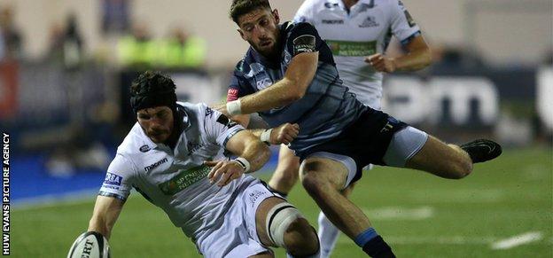Lock Tim Swinson became the second Glasgow player to play 100 times for Warriors