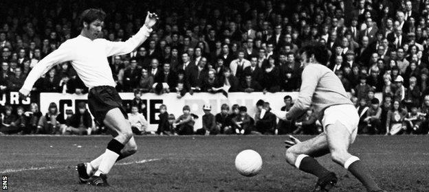 Alex Ferguson in action for Falkirk against Rangers in 1969