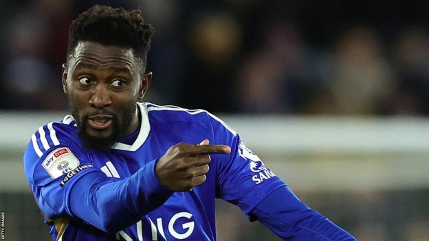 Wilfred Ndidi: Leicester City midfielder out for three months - BBC Sport