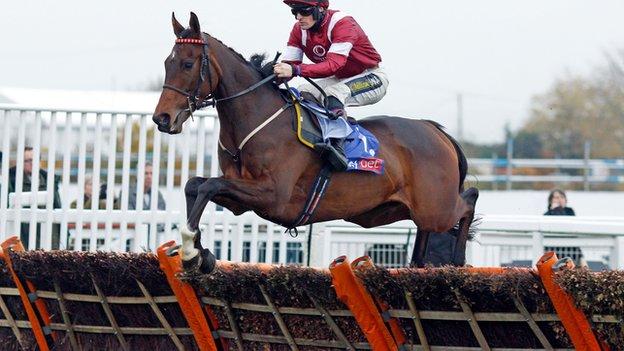 I Like To Move It wins at Cheltenham