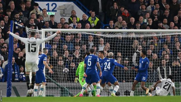 Chelsea 0-2 Real Madrid (Agg: 0-4): Blues exit Champions League as Real  finish job - BBC Sport