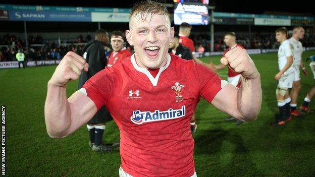 Jac Morgan celebrates after leading Wales Under-20s to victory over England in 2020