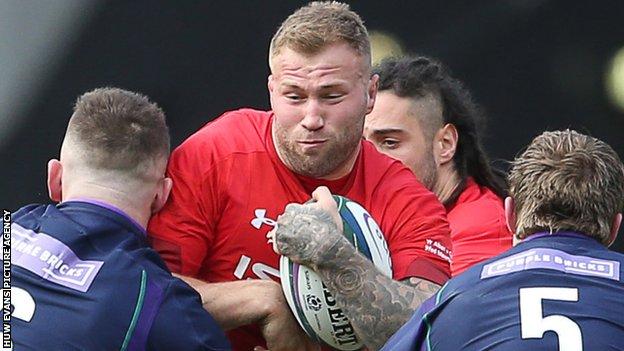 Ross Moriarty takes on the Scotland defence