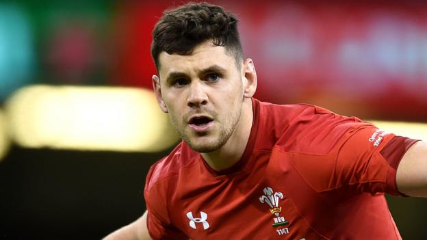 Six Nations 2019: Tomos Williams at scrum-half for Wales against France thumbnail